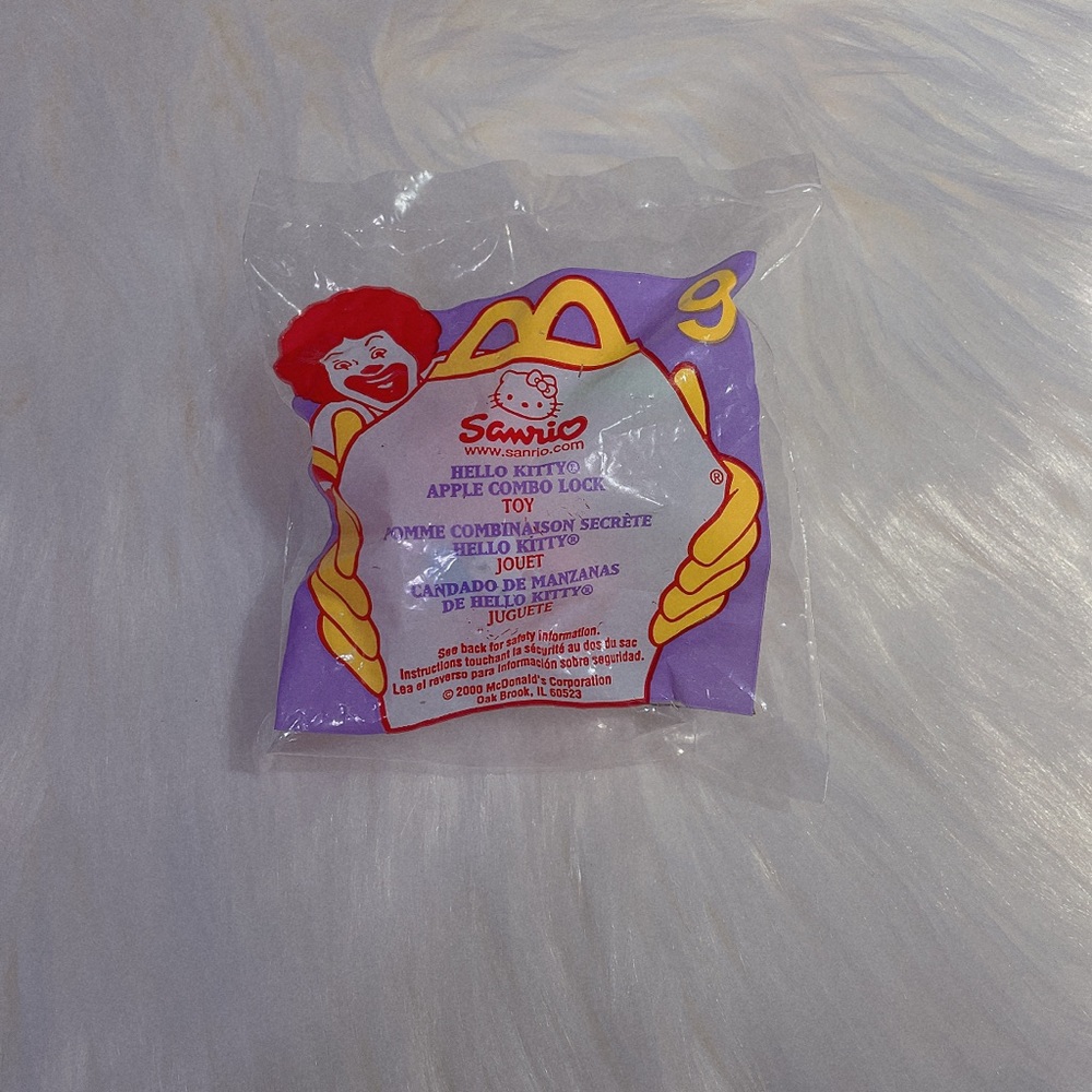 🎉3/$30 Brand NEW Vintage 2000s Sealed McDonald's x Sanrio Happy Meal Toy #9